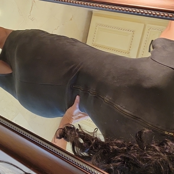 A'GACI Olive Green Ultra Suede Dress, M - Picture 11 of 16